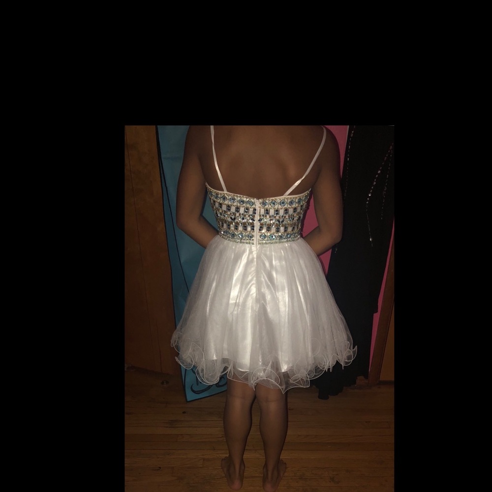 Homecoming dress - Picture 2 of 2